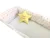 Set de aparatori pufoase h35 pat 120×60 cm DeLuxe Stelute roz pe alb